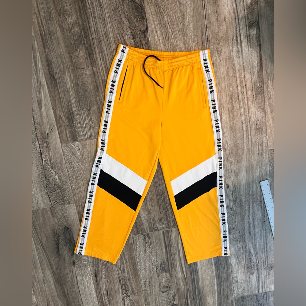 Victoria Secret Pink Athletic Pants Yellow Striped Women's Size Large. NWT #63
